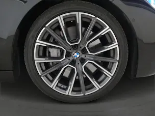 BMW 750i xDrive M Sport