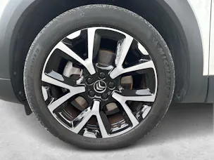 Citroën C5 Aircross 1.6 Plug-in Hybrid Shine / ab 3,99% Leasing bei Abschluss einer Protect Autoversicherung