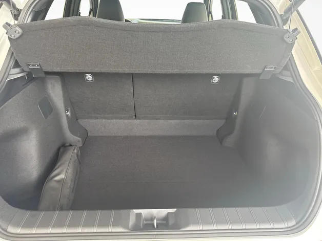 Lexus LBX 1.5 Hybrid Relax / ab 3,99% Leasing bei Abschluss einer Protect Autoversicherung