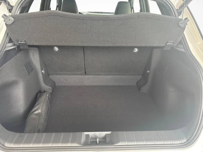 Fahrzeugbild LEXUS LBX