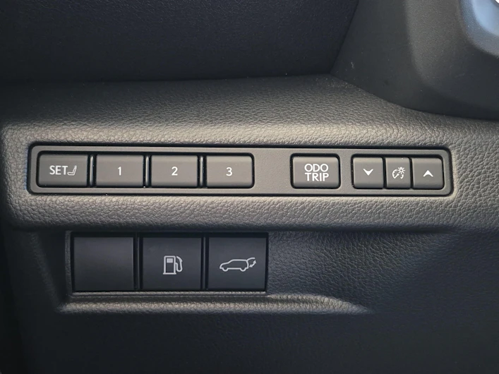 Fahrzeugbild LEXUS LBX