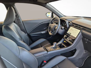 https://vehicle.imgix.net/4325866/af1cfbf1-6a88-4aee-8ed1-3cea9a0b01f5.jpg