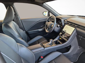 Fahrzeugbild LEXUS LBX 1.5 Hybrid Relax AWD / ab 3,99% Leasing bei Abschluss einer Protect Autoversicherung