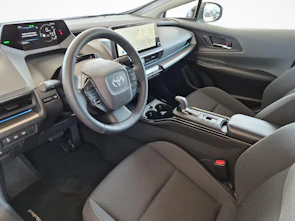immagine del veicolo TOYOTA Prius 2.0 Plug-In-Hybrid Trend / ab 3,99% Leasing bei Abschluss einer Protect Autoversicherung