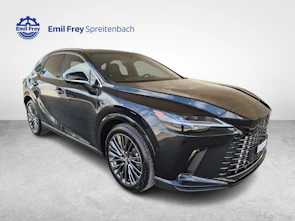 immagine del veicolo LEXUS RX 450h+ Excellence / ab 3,99% Leasing bei Abschluss einer Protect Autoversicherung