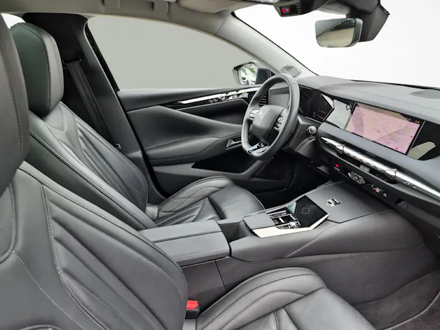 DS Automobiles 4 1.6 PureTech Rivoli / ab 3,99% Leasing bei Abschluss einer Protect Autoversicherung