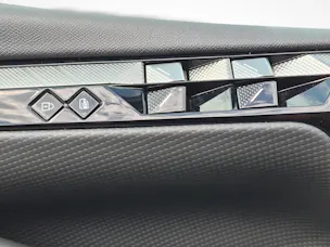 DS Automobiles 4 1.6 PureTech Rivoli / ab 3,99% Leasing bei Abschluss einer Protect Autoversicherung