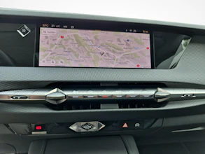 https://vehicle.imgix.net/4325870/d90761c5-3a49-4fd9-acda-ef88e4d213a0.jpg