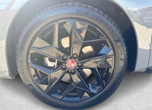 Fahrzeugbild DS AUTOMOBILES 4 1.6 E-Tense Ligne Noire