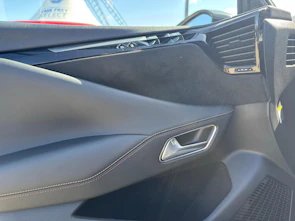 Fahrzeugbild DS AUTOMOBILES 4 1.6 E-Tense Ligne Noire