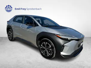 Toyota bZ4X Trend / ab 0,99% Leasing bei Abschluss einer Protect Autoversicherung