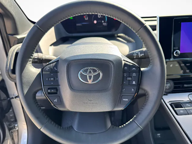 Toyota bZ4X Trend / ab 0,99% Leasing bei Abschluss einer Protect Autoversicherung