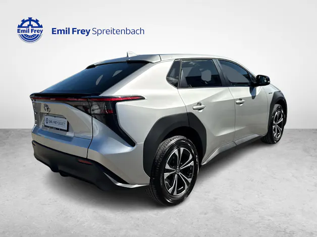 Toyota bZ4X Trend / ab 0,99% Leasing bei Abschluss einer Protect Autoversicherung