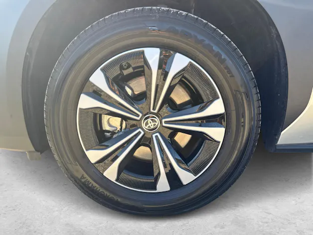 Toyota bZ4X Trend / ab 0,99% Leasing bei Abschluss einer Protect Autoversicherung