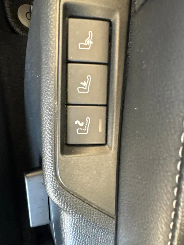 Citroën C4 1.2 PureTech Shine / ab 3,99% Leasing bei Abschluss einer Protect Autoversicherung