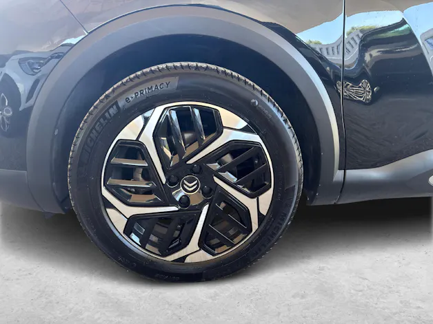 Citroën C4 1.2 PureTech Shine / ab 3,99% Leasing bei Abschluss einer Protect Autoversicherung