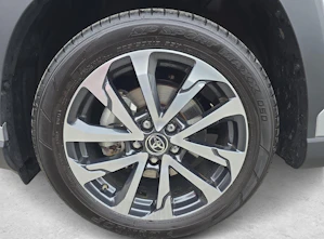 image du véhicule TOYOTA Corolla Cross 2.0 HSD Premium AWD-i / ab 3,99% Leasing bei Abschluss einer Protect Autoversicherung