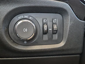 https://vehicle.imgix.net/4325877/06df1ee6-0a46-48d1-98a7-55d699d5d8d2.jpg