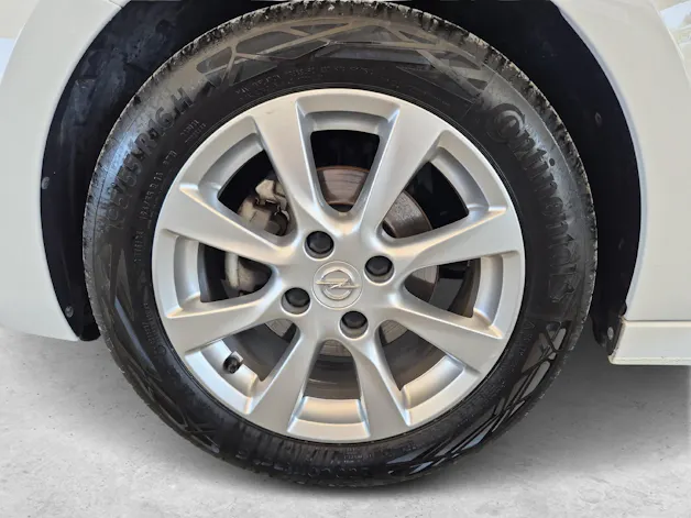 Opel Corsa 1.2 Edition / ab 3,99% Leasing bei Abschluss einer Protect Autoversicherung