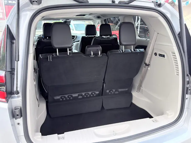 Chrysler PACIFICA 3.6 LIMITED 3.6-V6 7 Plätzer