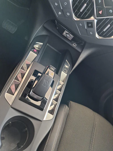 immagine del veicolo DS AUTOMOBILES DS3