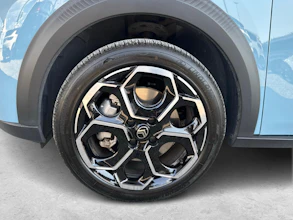 https://vehicle.imgix.net/4325880/d73ca716-e889-477d-ae5e-89984c6a8d98.jpg