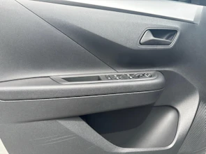 Fahrzeugbild OPEL Frontera 1.2 T HEV 145 Edition / ab 3,99% Leasing bei Abschluss einer Protect Autoversicherung