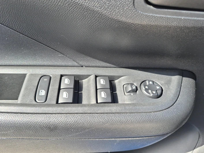 Fahrzeugbild OPEL FRONTERA