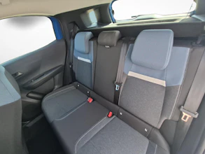 https://vehicle.imgix.net/4325883/b0102994-a974-4fe3-887f-d79b9b078abc.jpg
