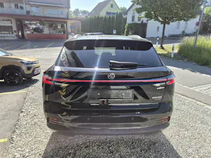 MG HS PHEV Luxury