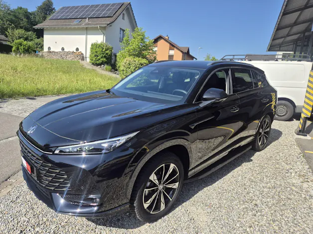 MG HS PHEV Luxury