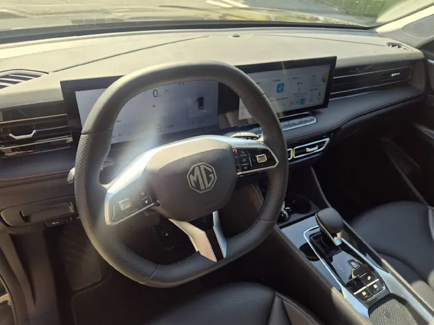 MG HS PHEV Luxury