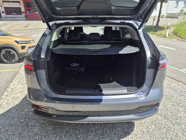 MG HS PHEV Luxury