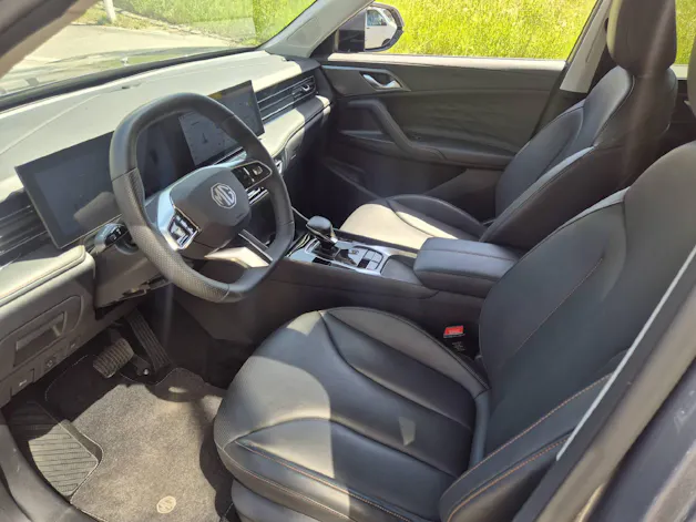 MG HS PHEV Luxury