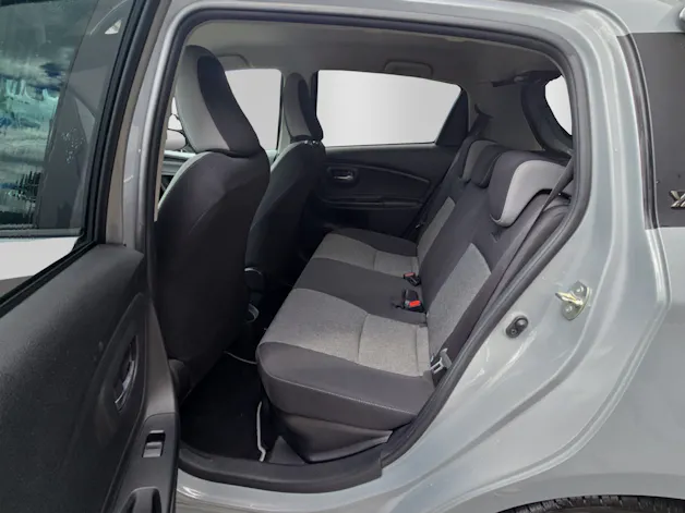 Toyota Yaris 1.5 VVT-i HSD Trend