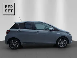Toyota Yaris 1.5 VVT-i HSD Trend