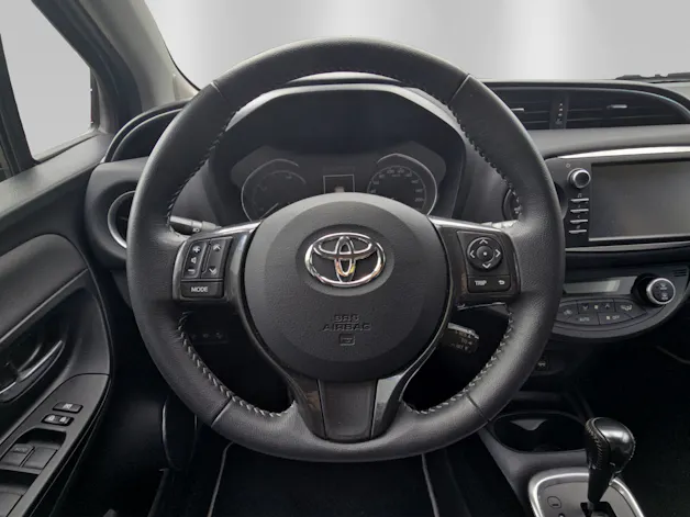 Toyota Yaris 1.5 VVT-i HSD Trend