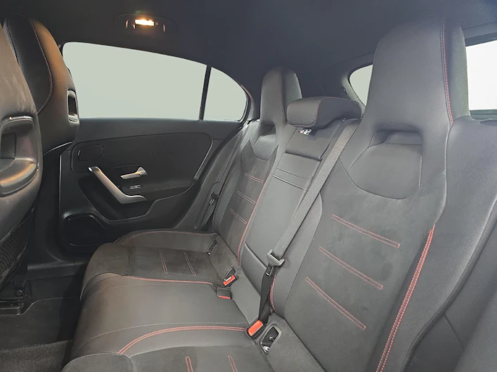 Fahrzeugbild MERCEDES-BENZ A 180
