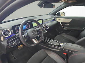 Fahrzeugbild MERCEDES-BENZ A 180 Night Star AMG Line