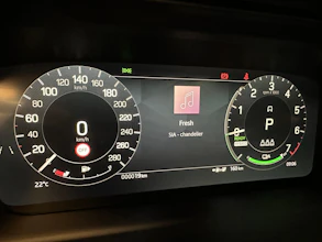 https://vehicle.imgix.net/4325959/7f839356-c855-43ae-ae64-3d0f26e5a0bb.jpg