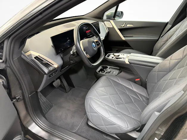 BMW iX M60