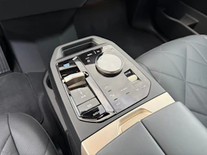 image du véhicule BMW iX M60