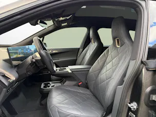 BMW iX M60