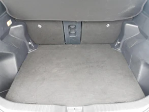 https://vehicle.imgix.net/4325990/15c5e527-8853-4238-b9dd-60a0f3a08100.jpg