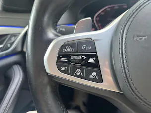 BMW 520d xDrive paddles