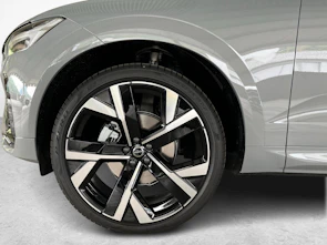 Fahrzeugbild VOLVO XC60 2.0 B5 MH Black Edition AWD