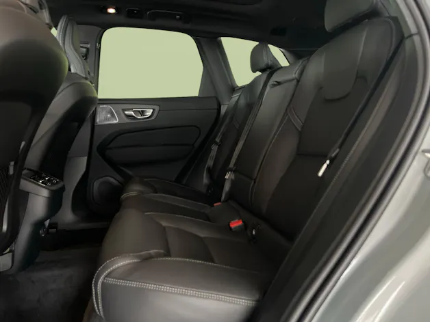 Volvo XC60 2.0 B5 MH Black Edition AWD