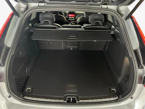 https://vehicle.imgix.net/4326024/eba2802c-73e4-4934-a6d8-f15609672532.jpg