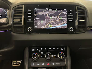 Fahrzeugbild SKODA Karoq 2.0 TSI SportLine 4x4 DSG