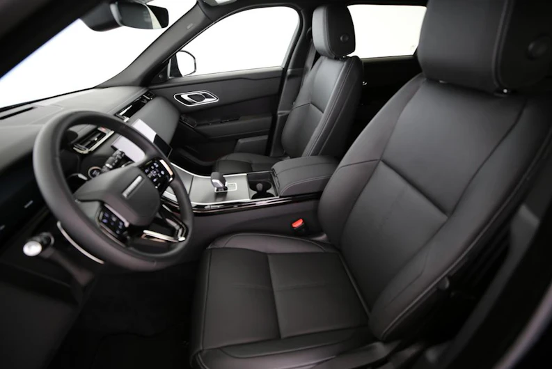 image du véhicule LAND ROVER RANGE ROVER VELAR